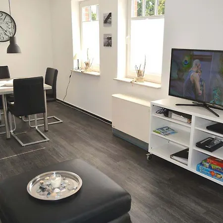 Zum Leuchtturm 10 Nr 07 *